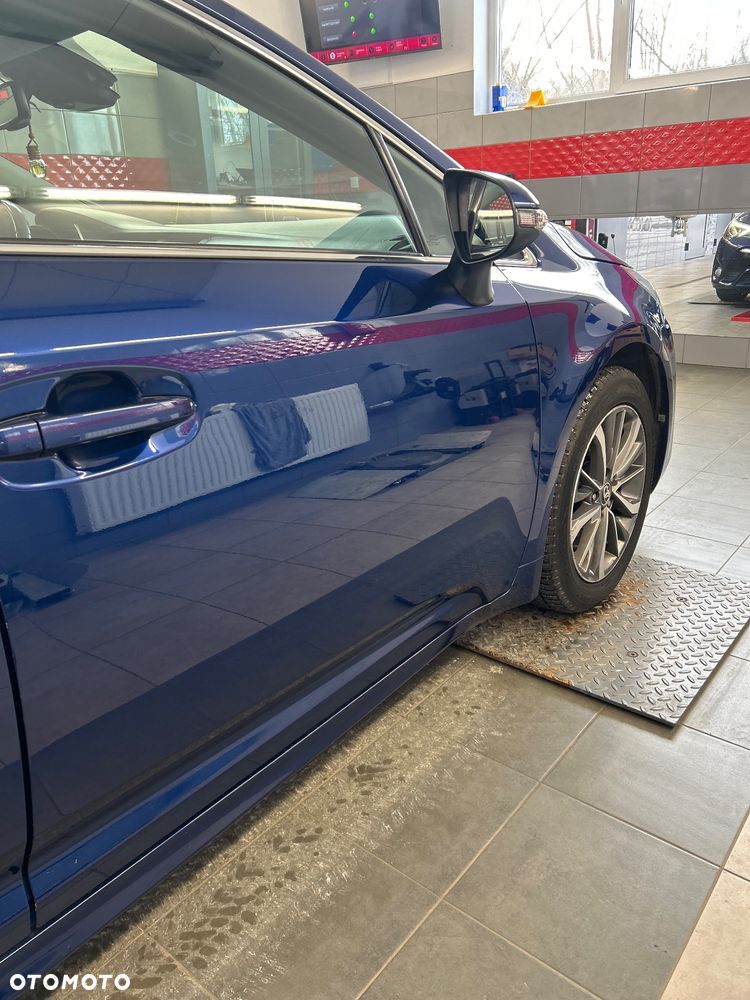 Toyota Avensis 2.0 D-4D Premium - 12