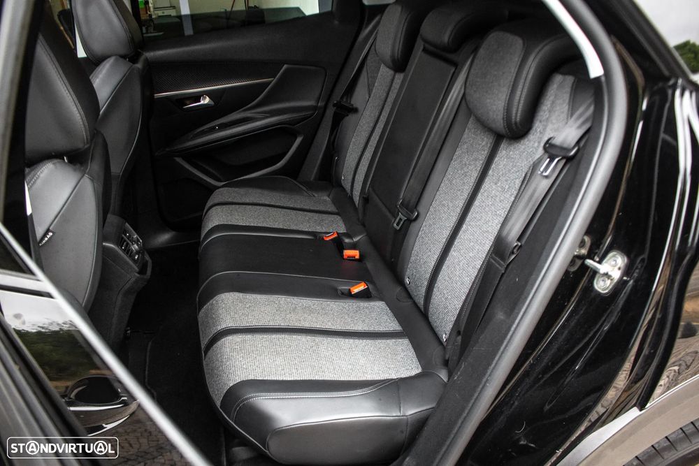 Peugeot 3008 1.6 BlueHDi Allure EAT6 - 19
