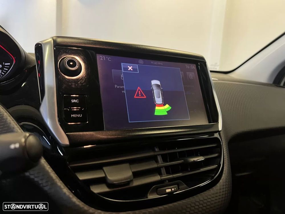 Peugeot 2008 1.2 PureTech GT Line - 46
