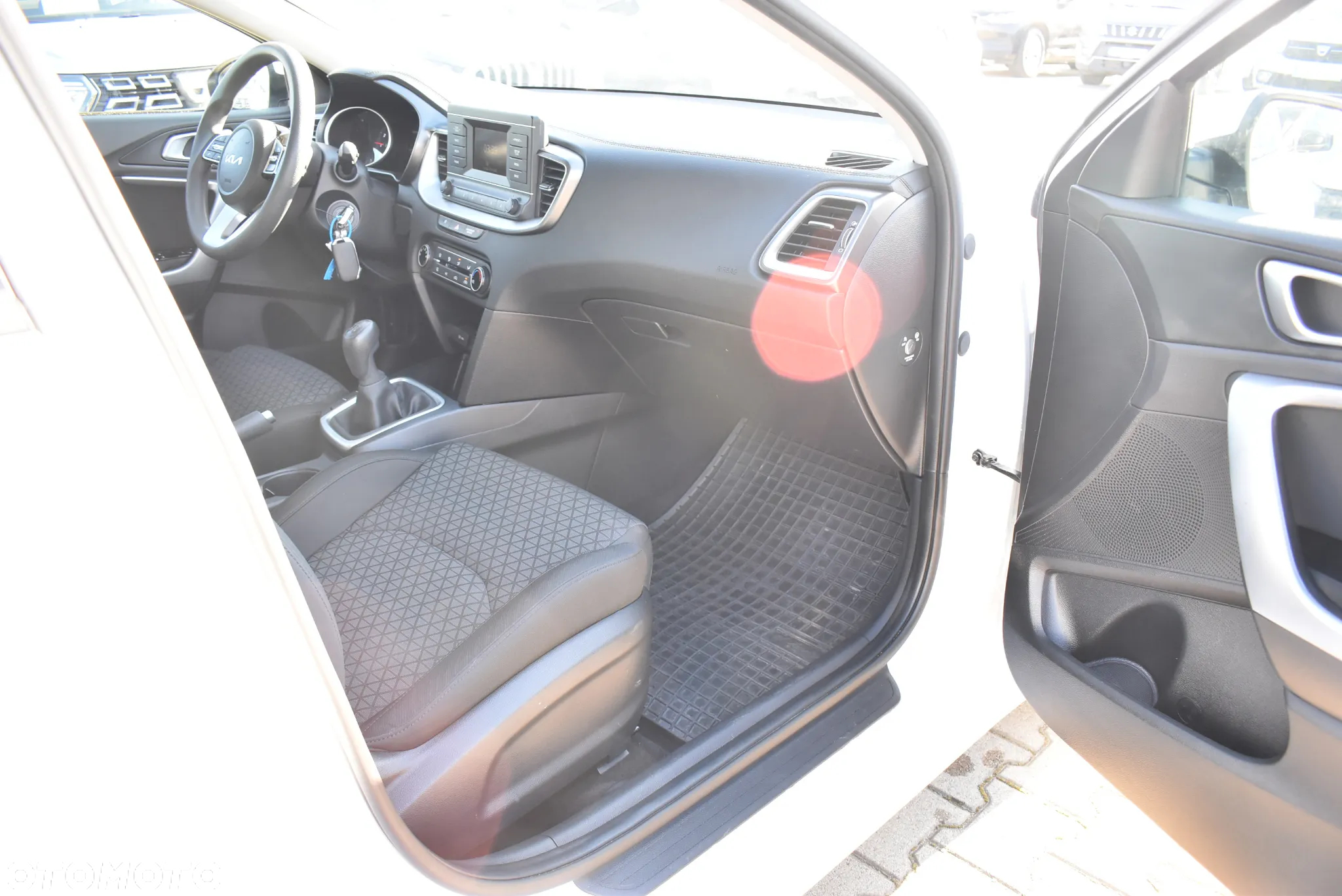 Kia Ceed 1.0 T-GDI S - 17