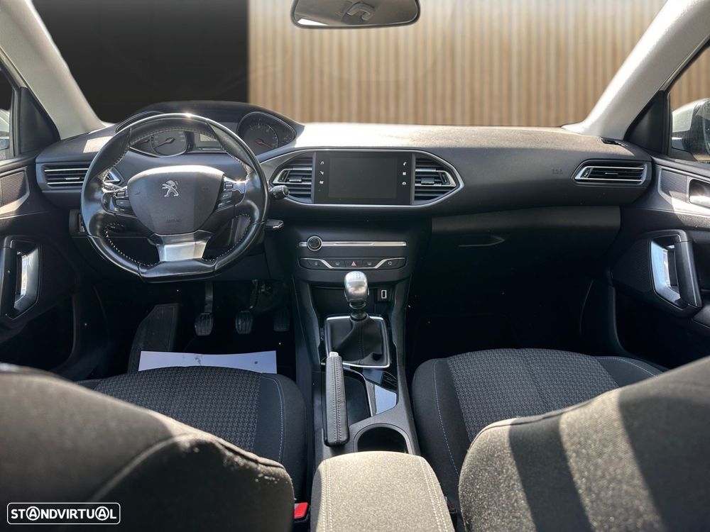 Peugeot 308 SW 1.5 BlueHDi Style - 11