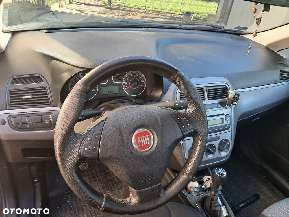 Fiat Grande Punto Actual 1.4 8V Actual - 5