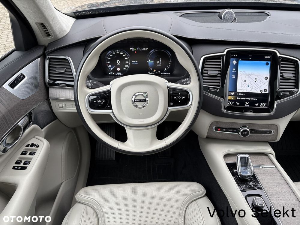 Volvo XC 90 - 23
