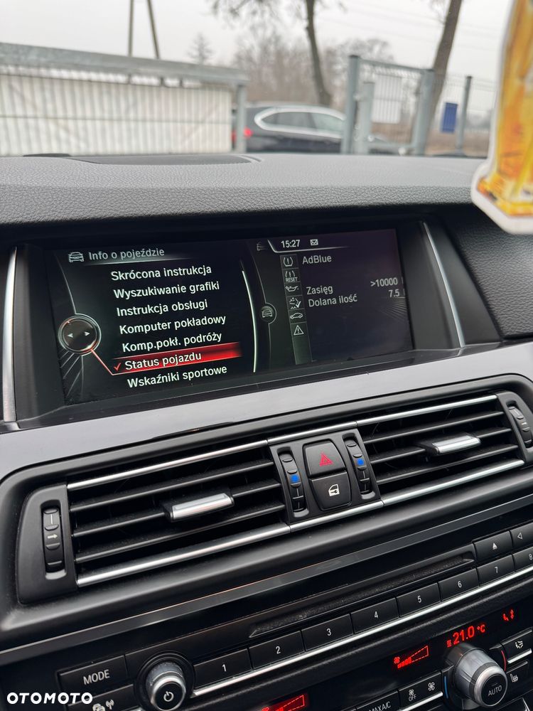 BMW Seria 5 525d xDrive - 22