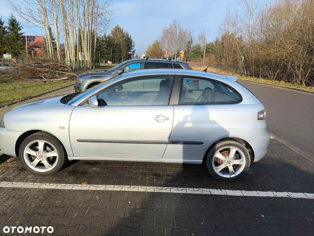Seat Ibiza SC 1.4 16V Reference - 9