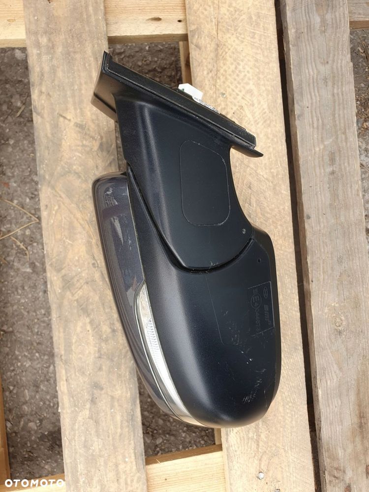 HYUNDAI TUCSON III LUSTERKO PRAWE 8 PIN 87620-D7250 kolor WG3 - 3