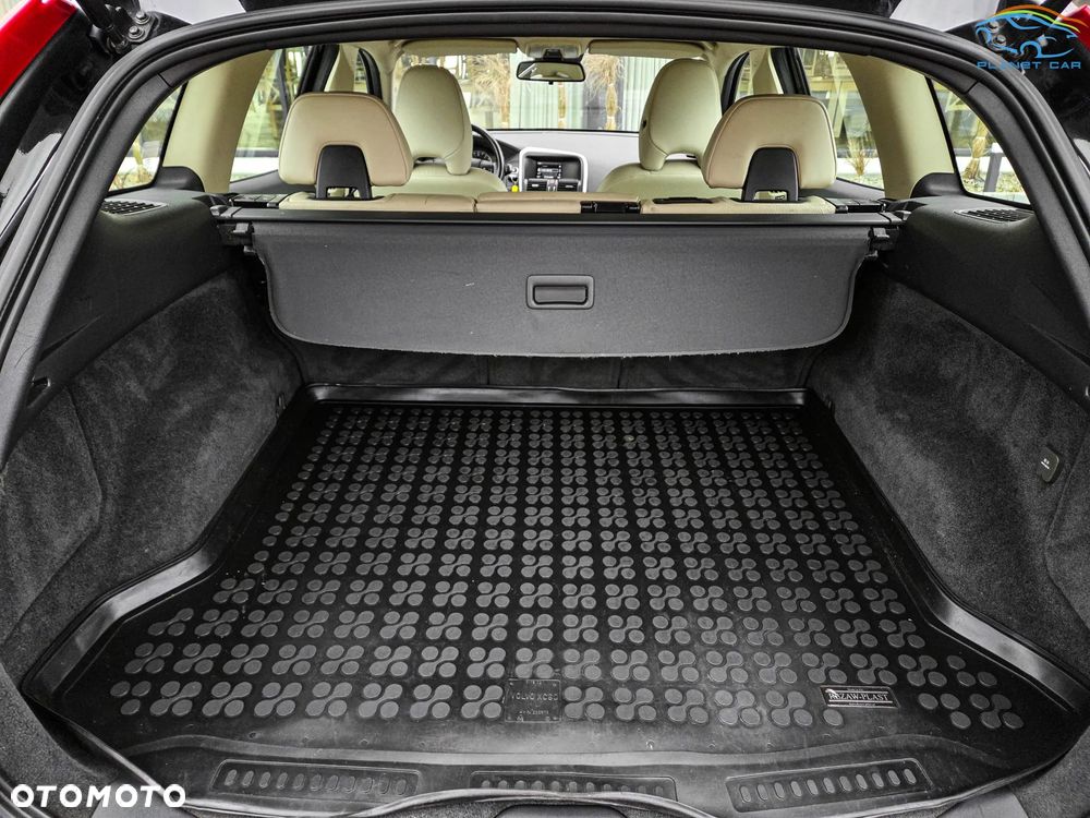 Volvo XC 60 D4 AWD Kinetic - 13