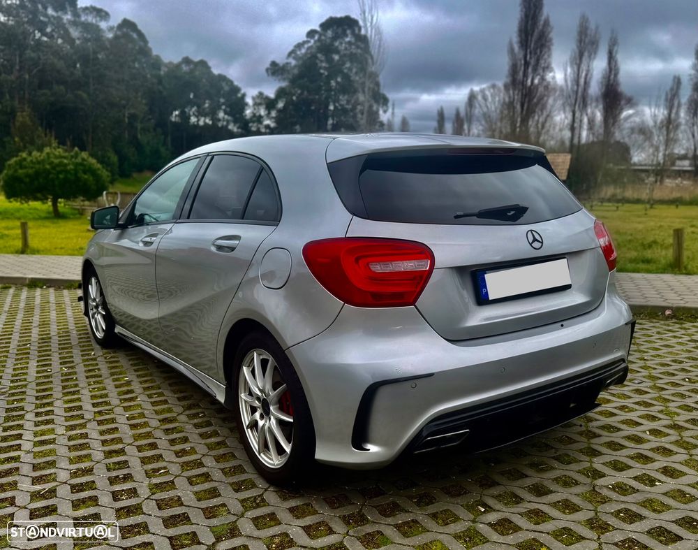 Mercedes-Benz A 180 - 4