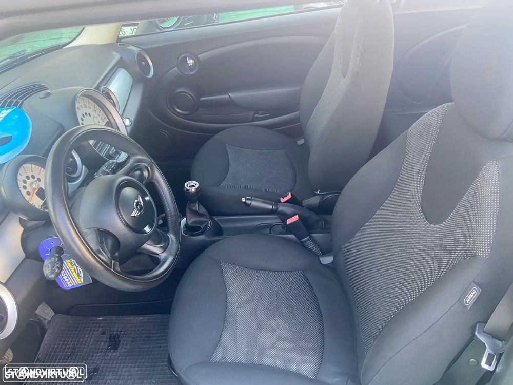 MINI 3 Portas One 1.6 - 13