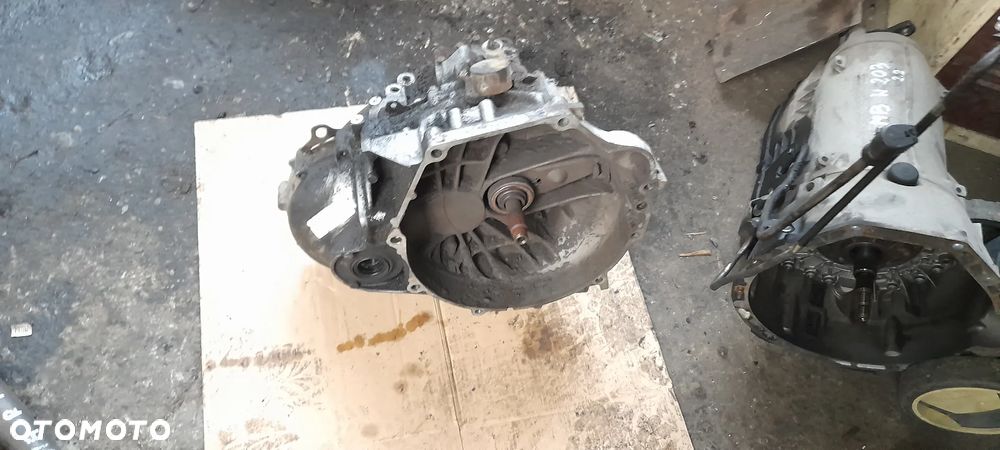 HONDA ACCORD VII pompa wtryskowa 0445010093 - 6