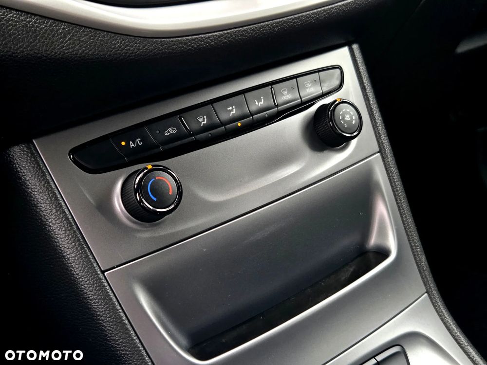 Opel Astra 1.6 CDTI Elite S&S - 31