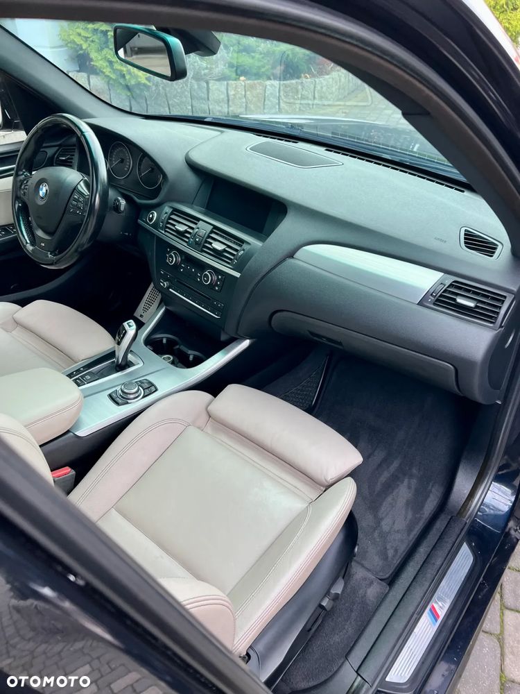 BMW X3 xDrive28i - 21