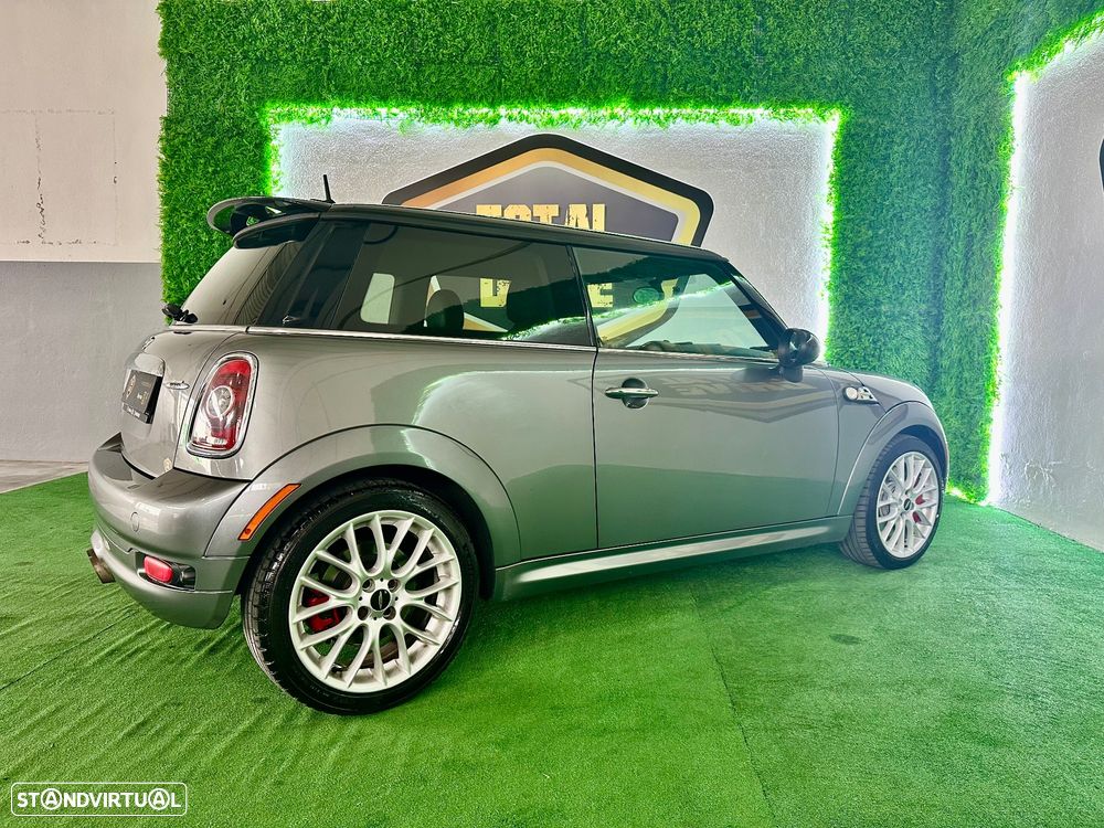 MINI 3 Portas John Cooper Works - 4