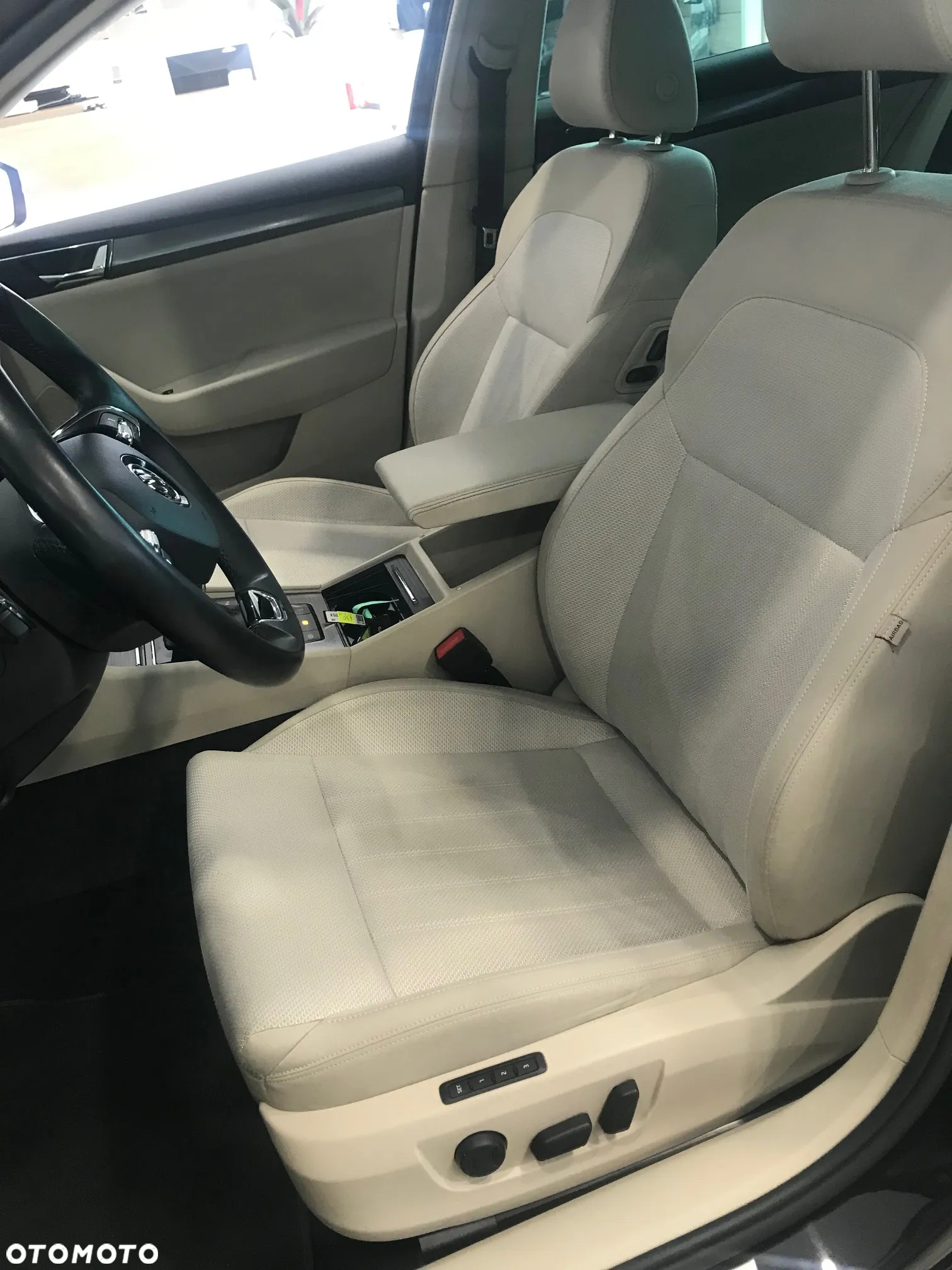 Skoda Superb 1.5 TSI ACT Style DSG - 10