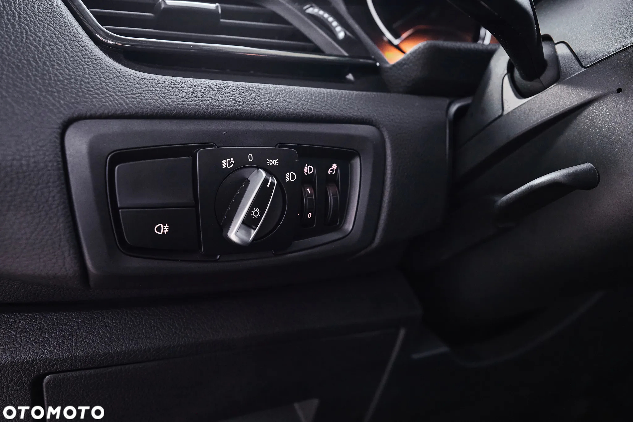 BMW Seria 2 218i Advantage - 22