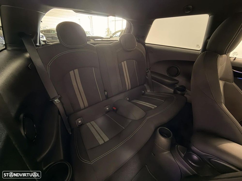 MINI 3 Portas Cooper SE - 23