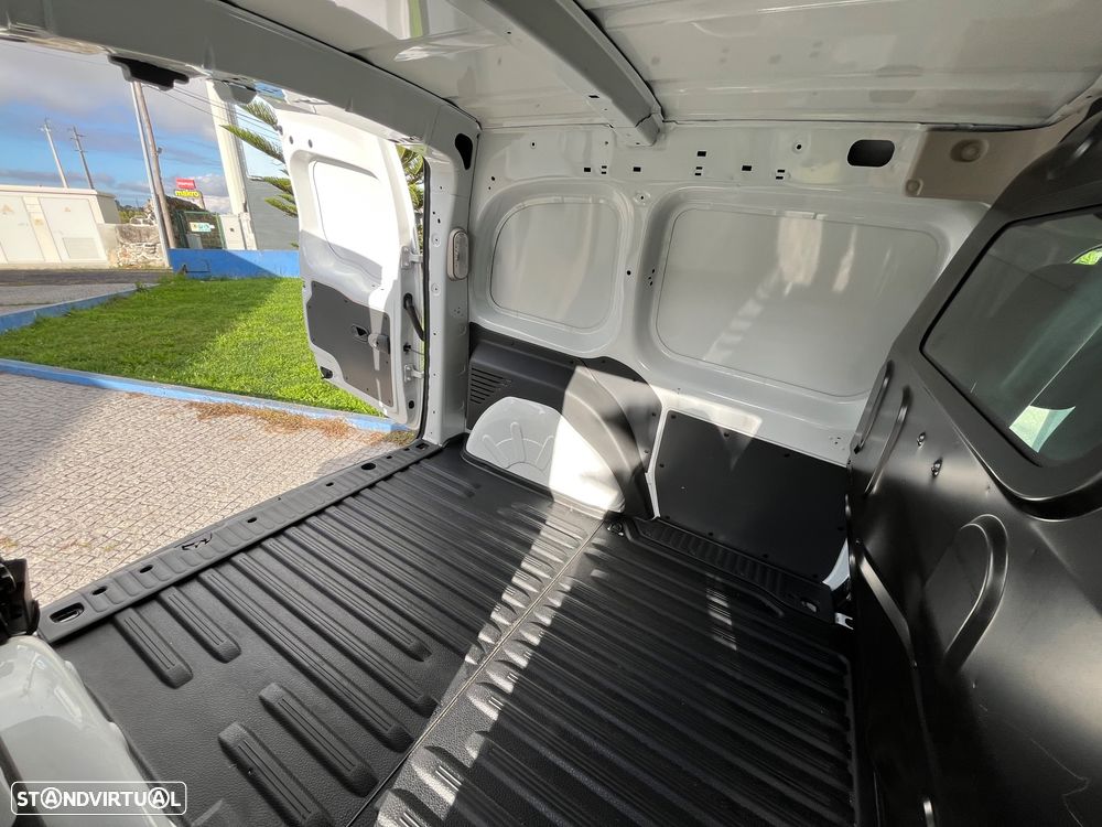 Renault Kangoo 1.5 dCi - 27