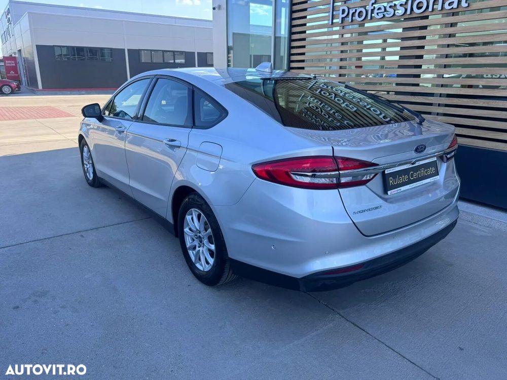 Ford Mondeo - 7