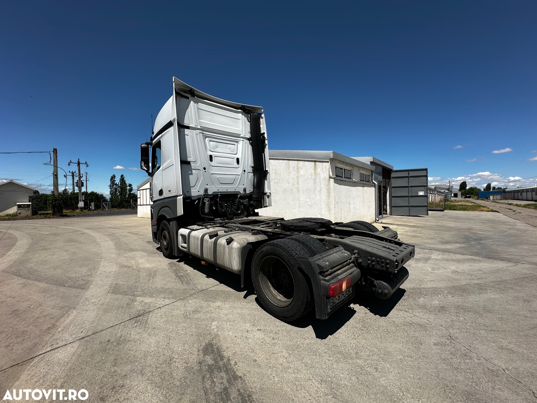 Mercedes-Benz Actros - 28