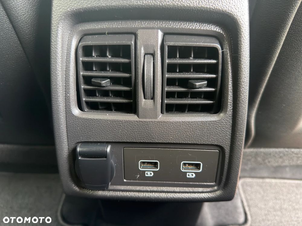 Renault Captur - 23