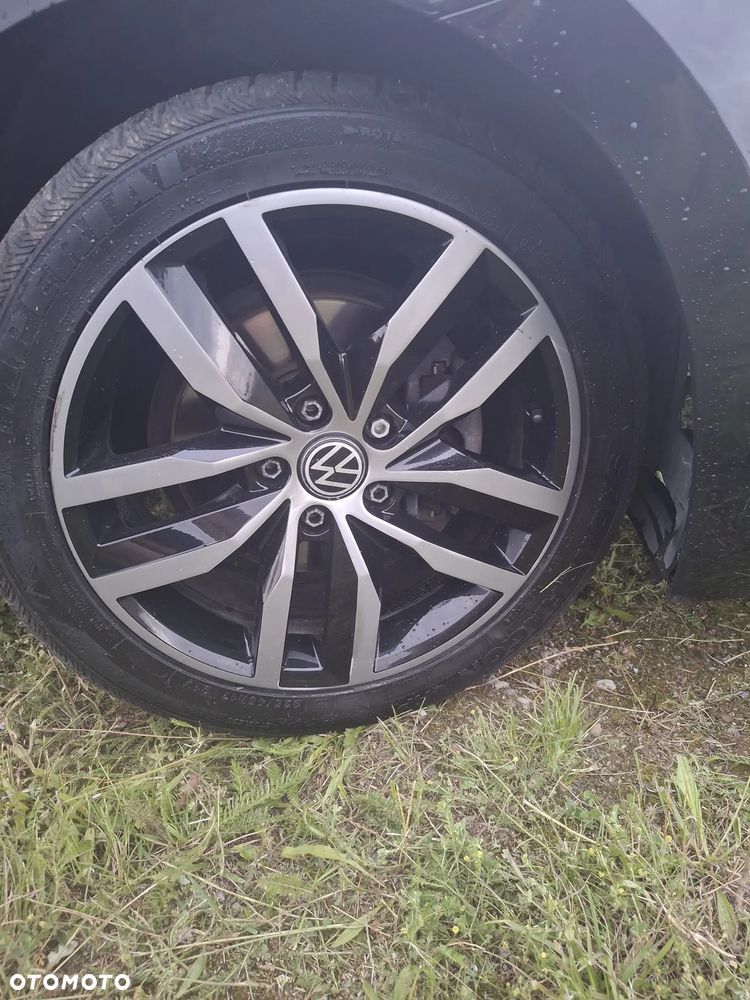 Volkswagen Golf 2.0 TDI BMT Highline - 21