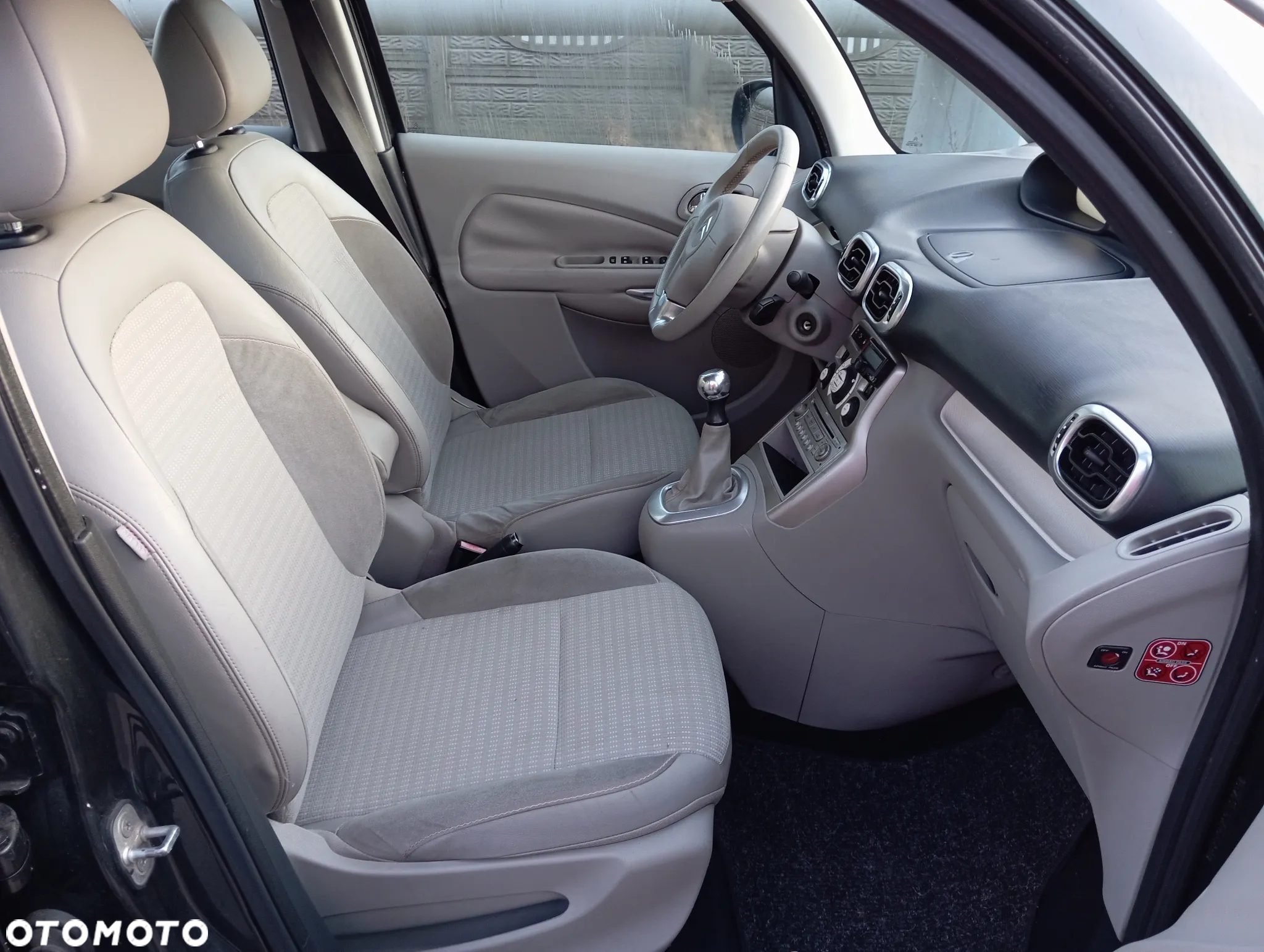 Citroën C3 Picasso HDi 110 FAP Exclusive - 9