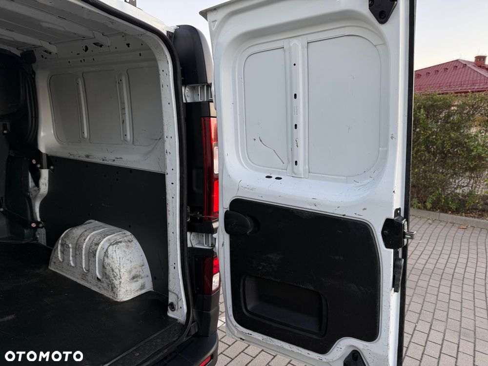 Renault Trafic - 17