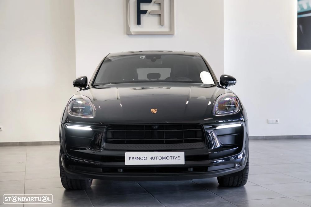 Porsche Macan Standard - 2