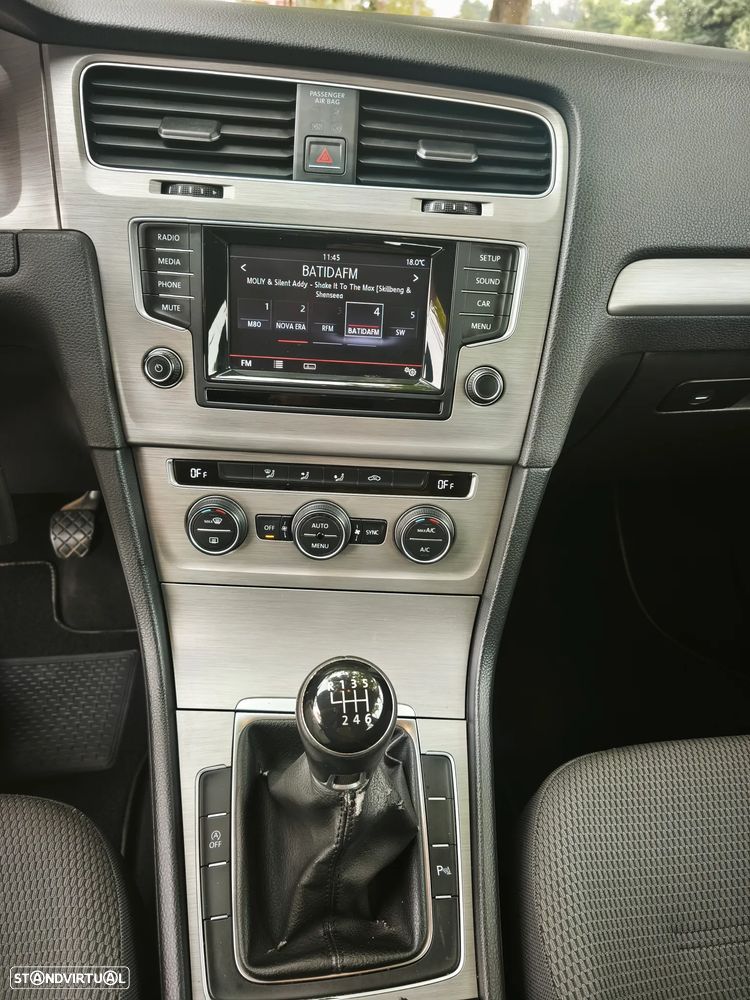 VW Golf Variant 1.6 TDi BlueMotion Confortline - 9