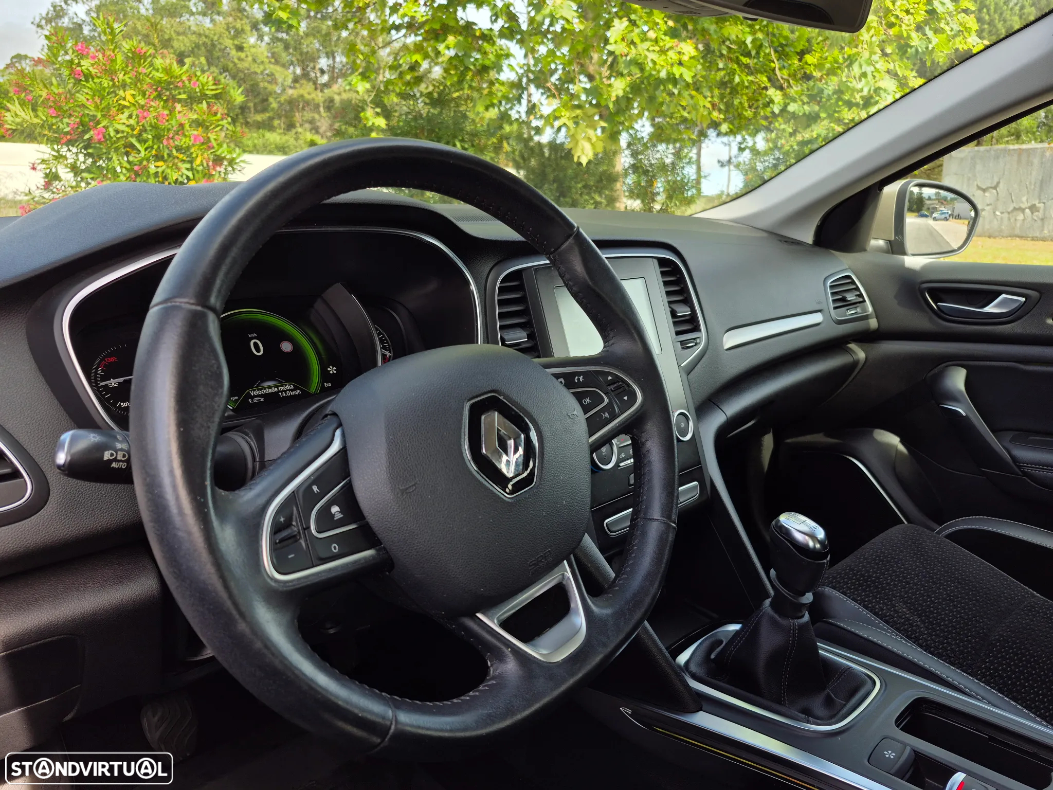 Renault Mégane Sport Tourer 1.2 TCE Intens - 12