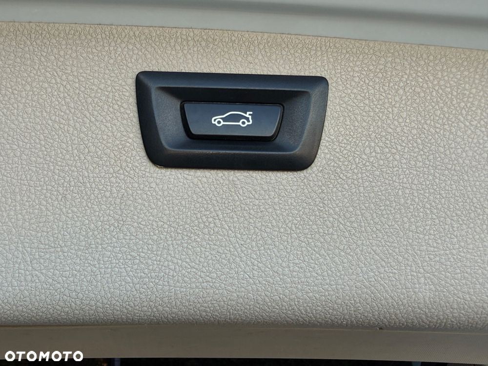 BMW Seria 3 318d Modern Line - 11