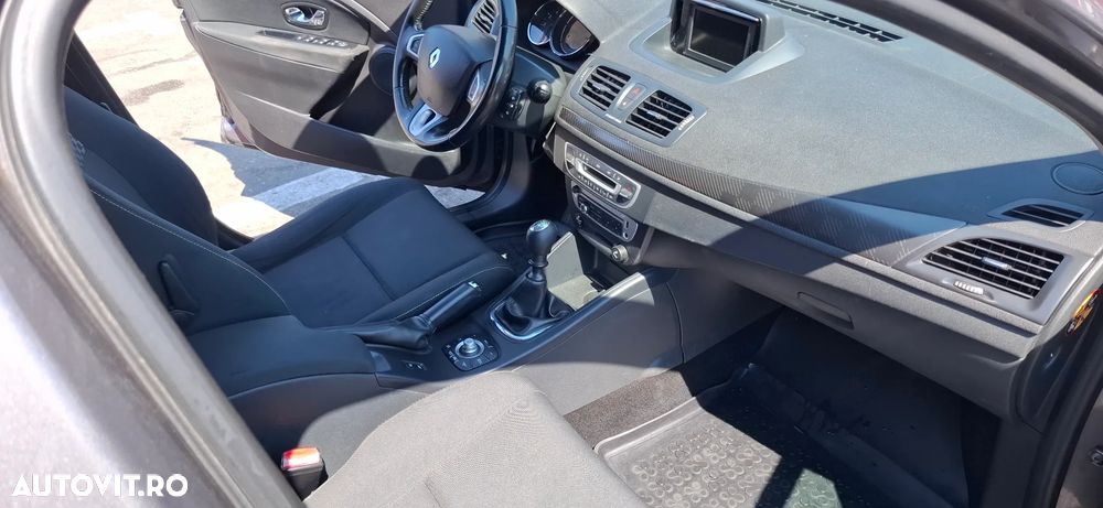 Renault Megane 1.5 dCi Dynamique - 4