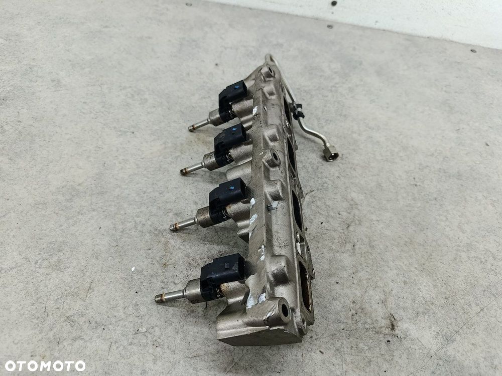 LISTWA WTRYSKOWA BENZYNA VW GOLF PLUS I GK284AHBDE 1.4 TSI - 4