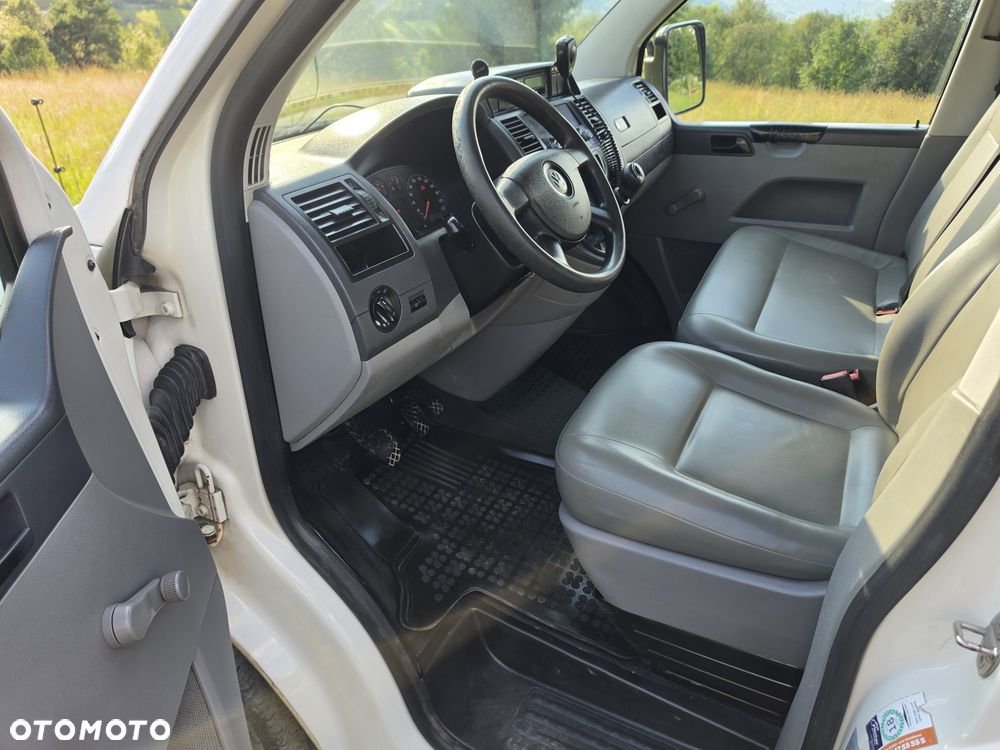 Volkswagen Transporter - 7