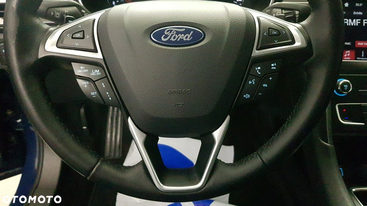 Ford Mondeo - 27