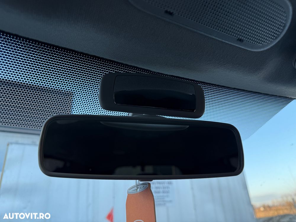 Dacia Lodgy Blue dCi 115 (7-Sitzer) Stepway Selection Blue - 16