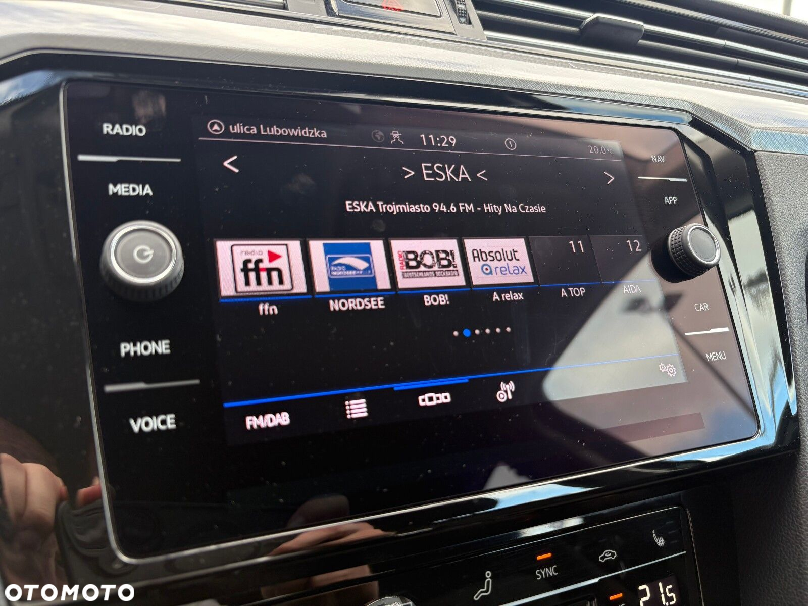 Volkswagen Passat - 27