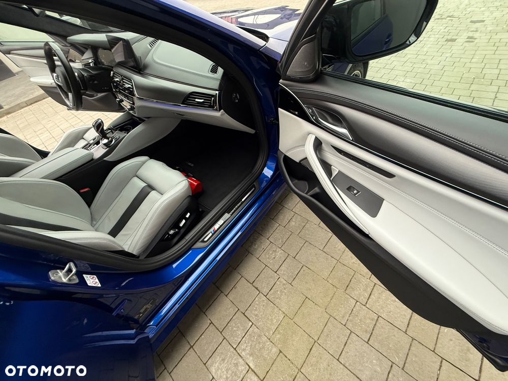 BMW M5 Competition - 5