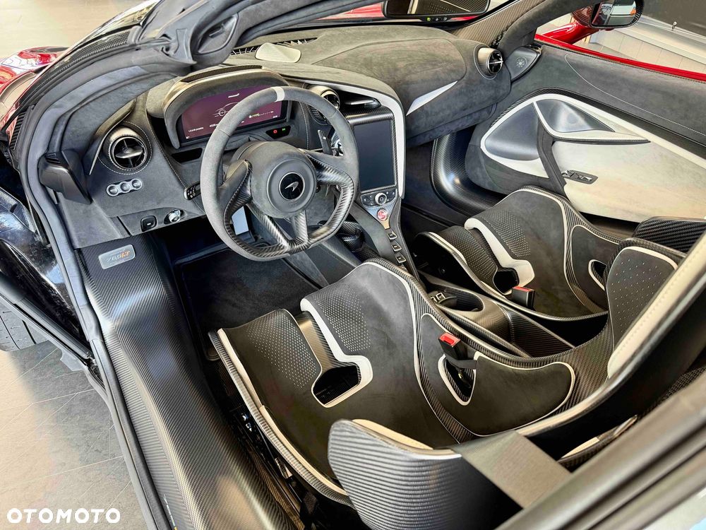 McLaren 765LT Spider - 15