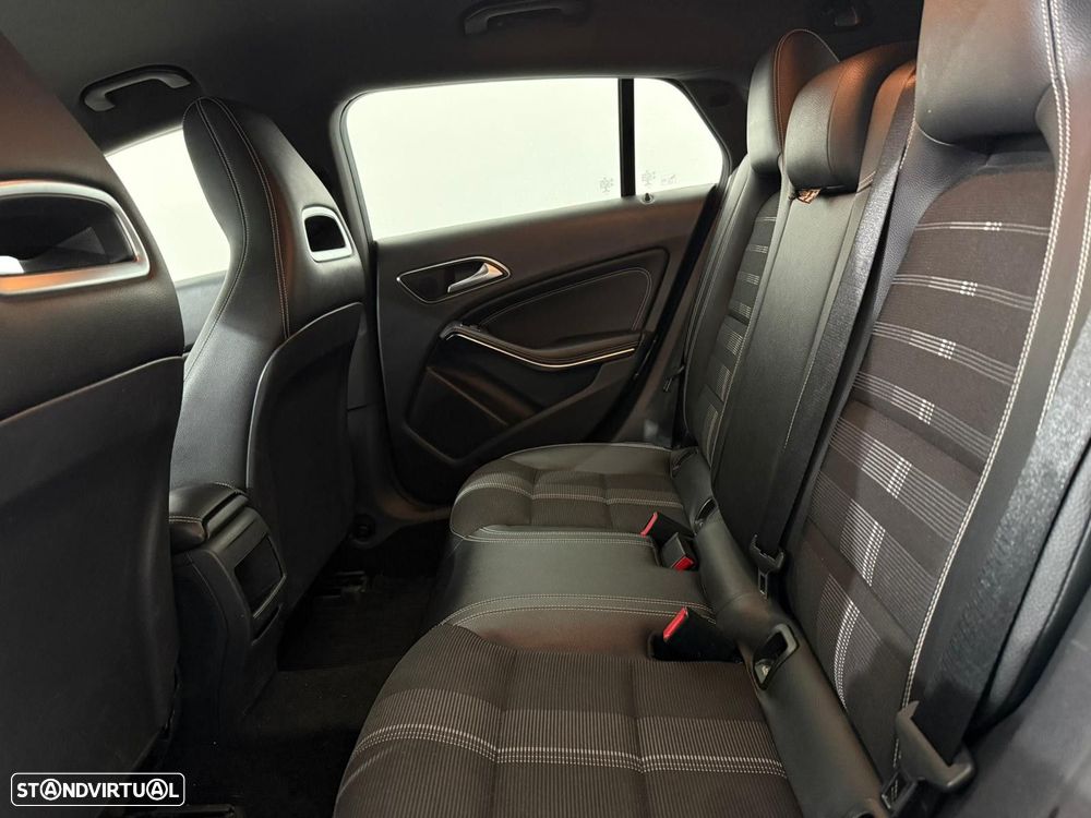 Mercedes-Benz CLA 180 d Shooting Brake - 24