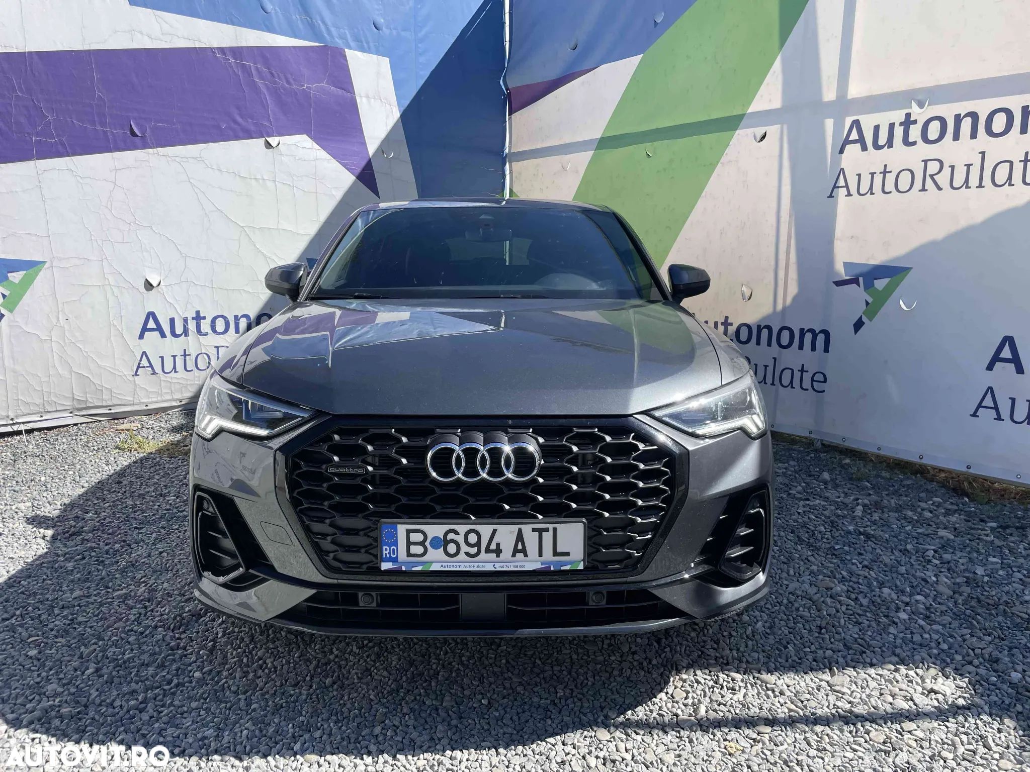 Audi Q3 - 1