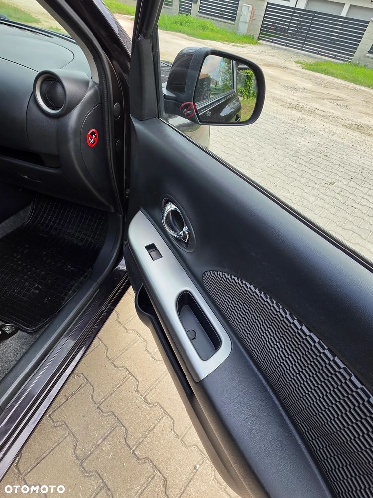Nissan Micra 1.2 Bild der Frau - 15
