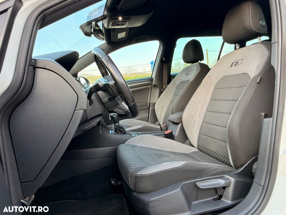 Volkswagen Golf - 9