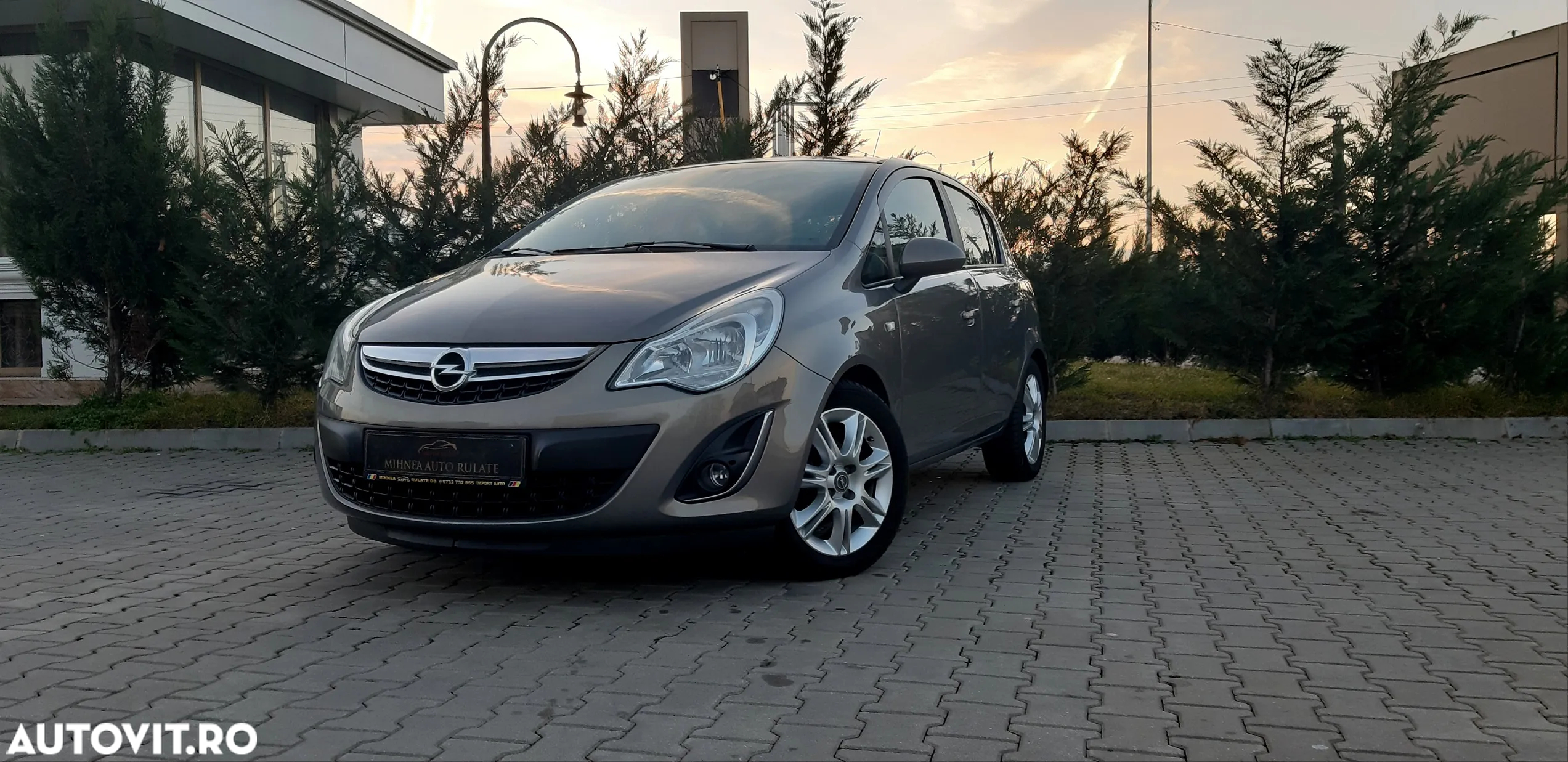 Opel Corsa - 2