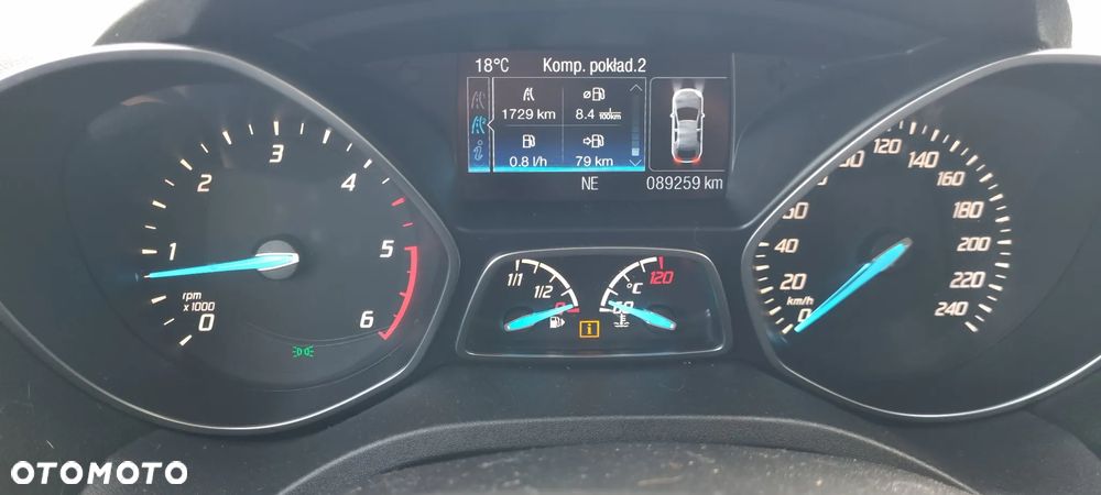 Ford Kuga - 34