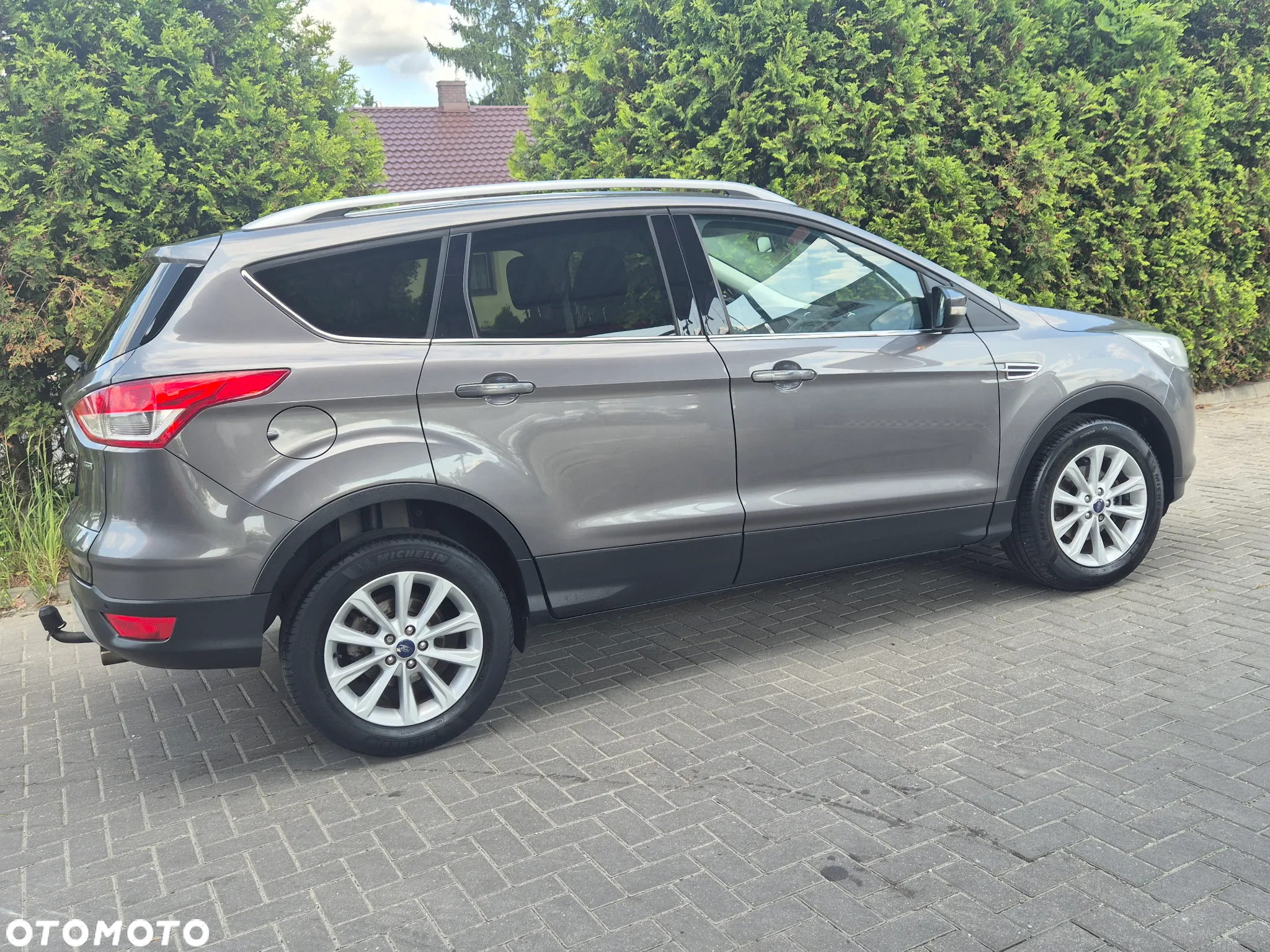 Ford Kuga - 13