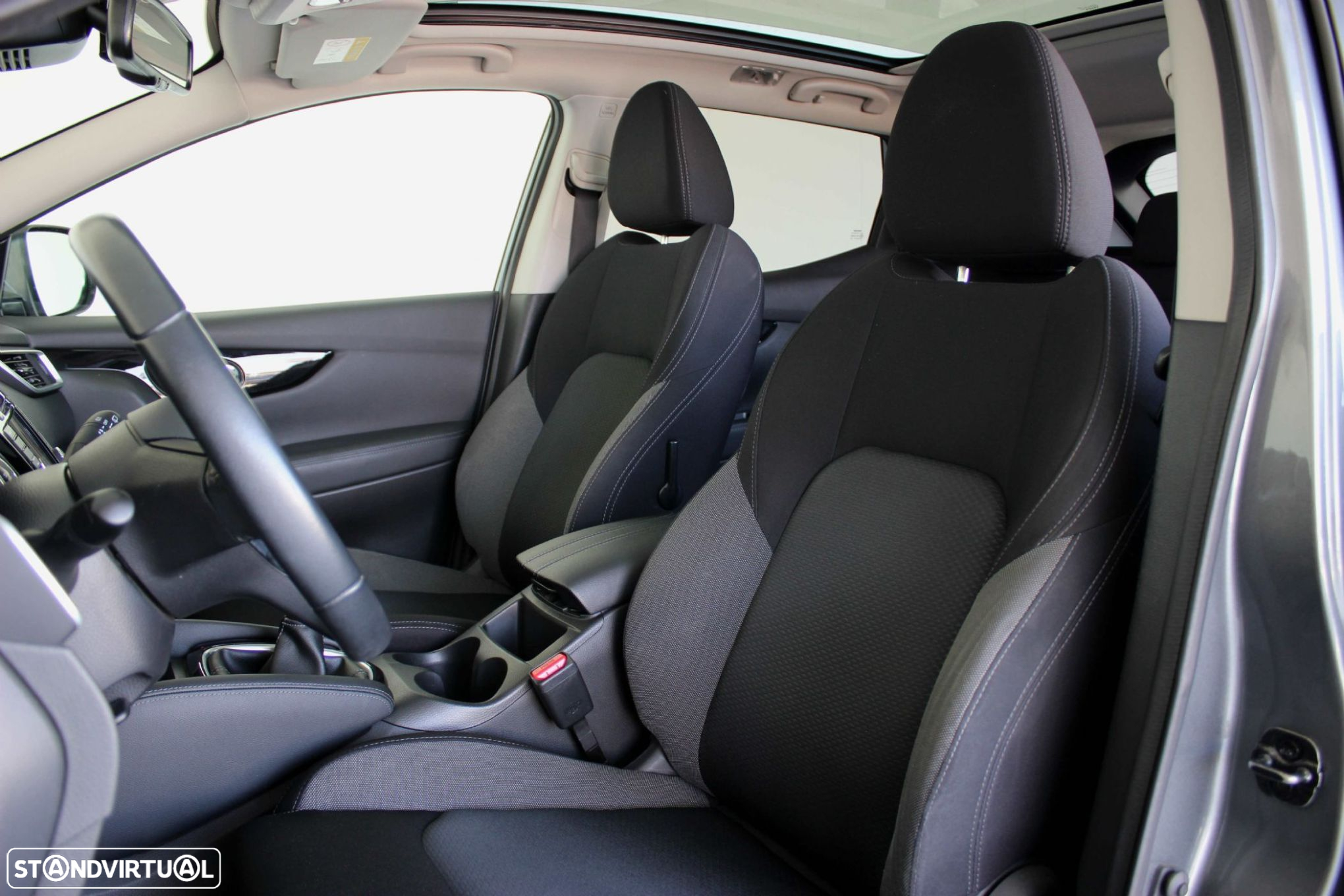 Nissan Qashqai 1.3 DIG-T N-Connecta - 40