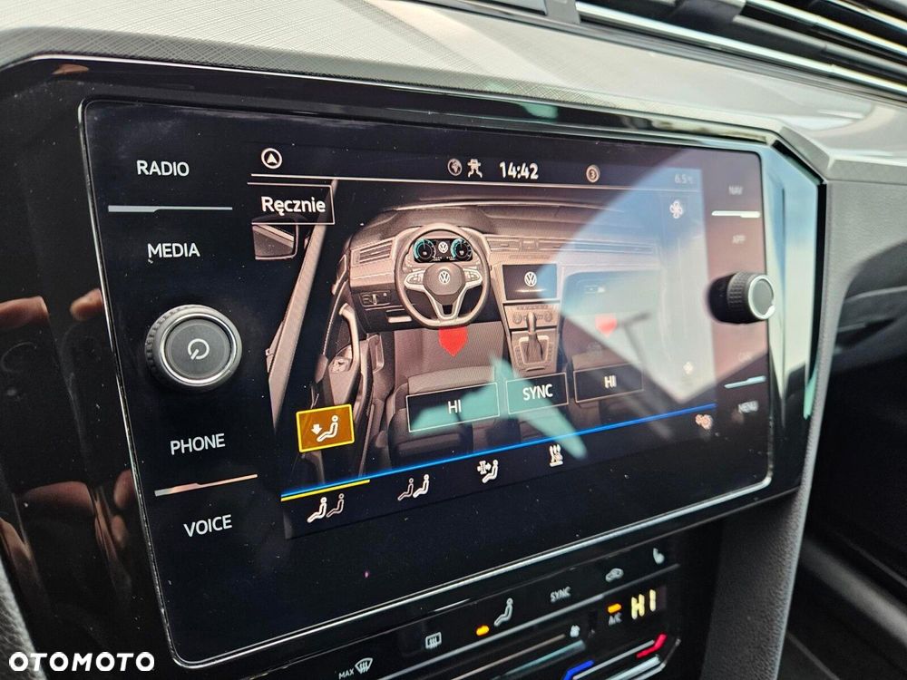 Volkswagen Passat Variant 2.0 TDI EVO Business DSG - 24