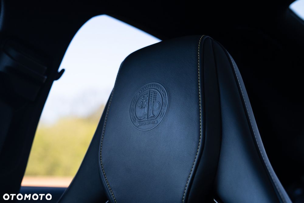 Mercedes-Benz Klasa E - 16