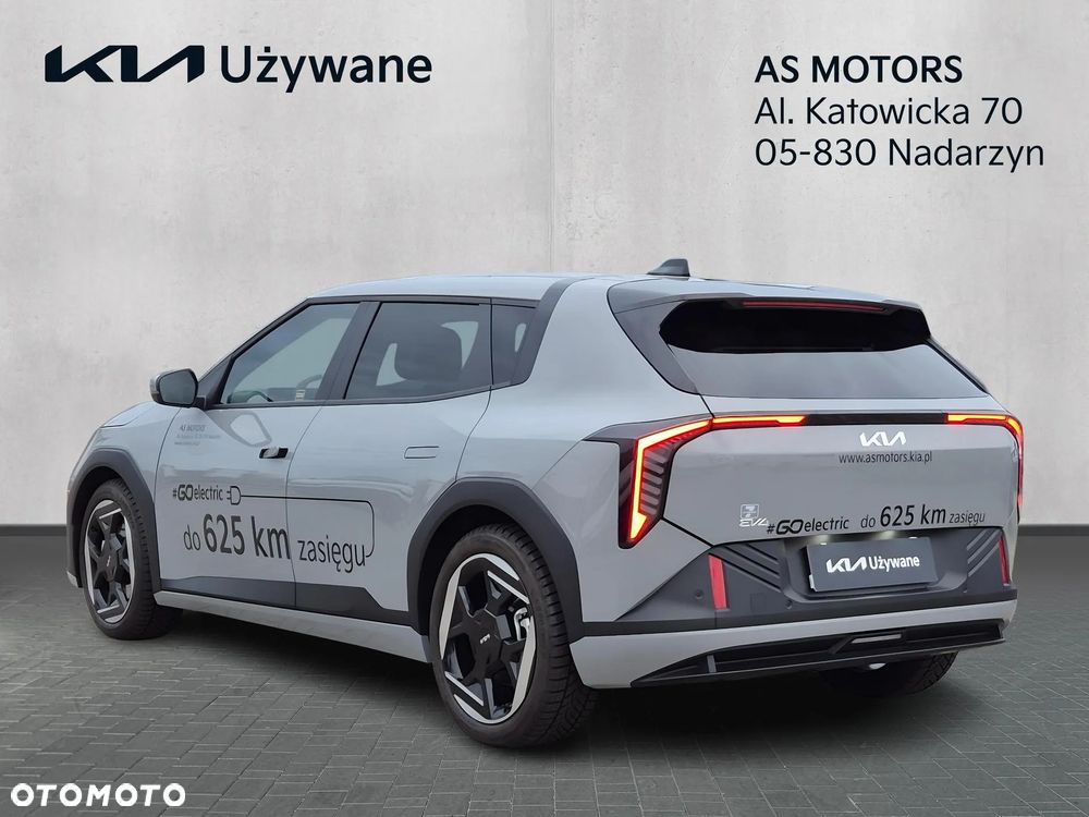 Kia EV4 81.4kWh Business Line - 3